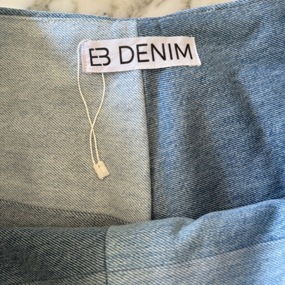 NWOT EB Denim Micro Skirt Asymmetrical Raw Hem Women's S no size tag - Picture 4 of 8